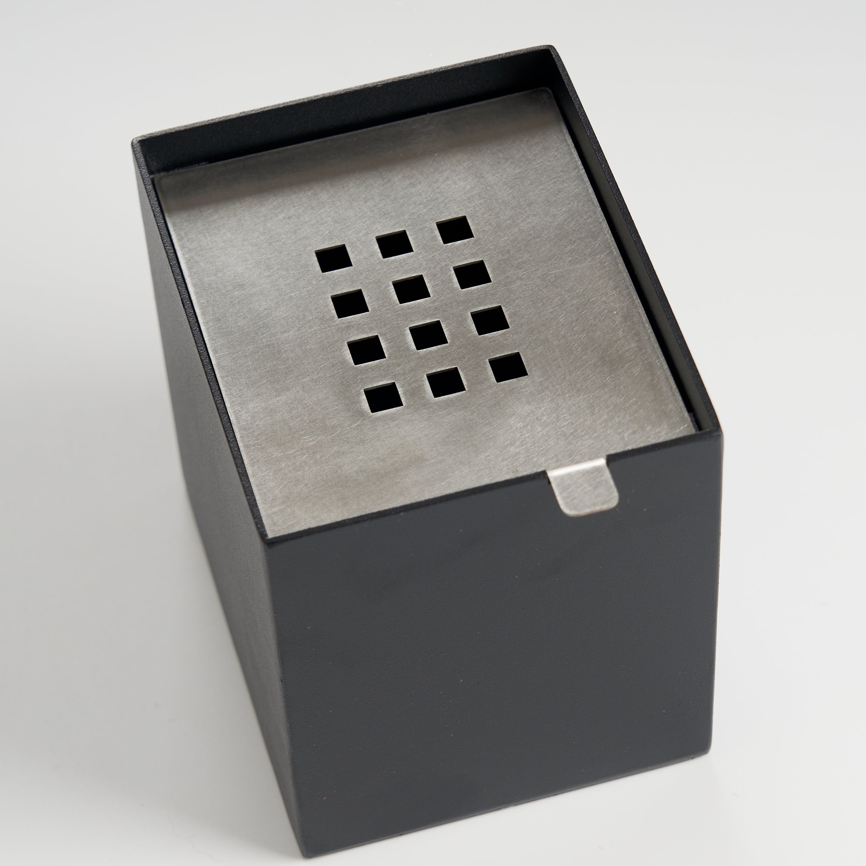 Black square tea waste container