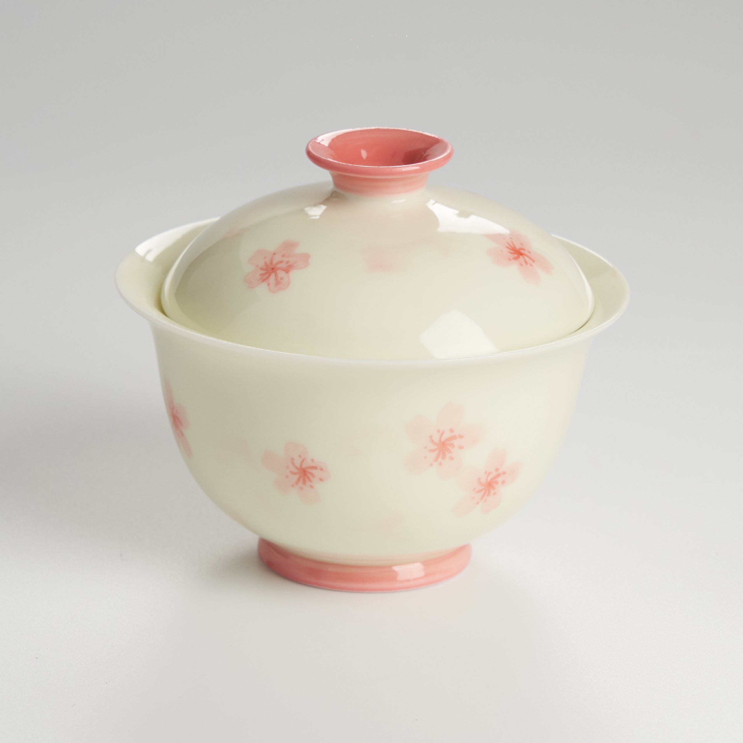 Hand painted floral gaiwan side