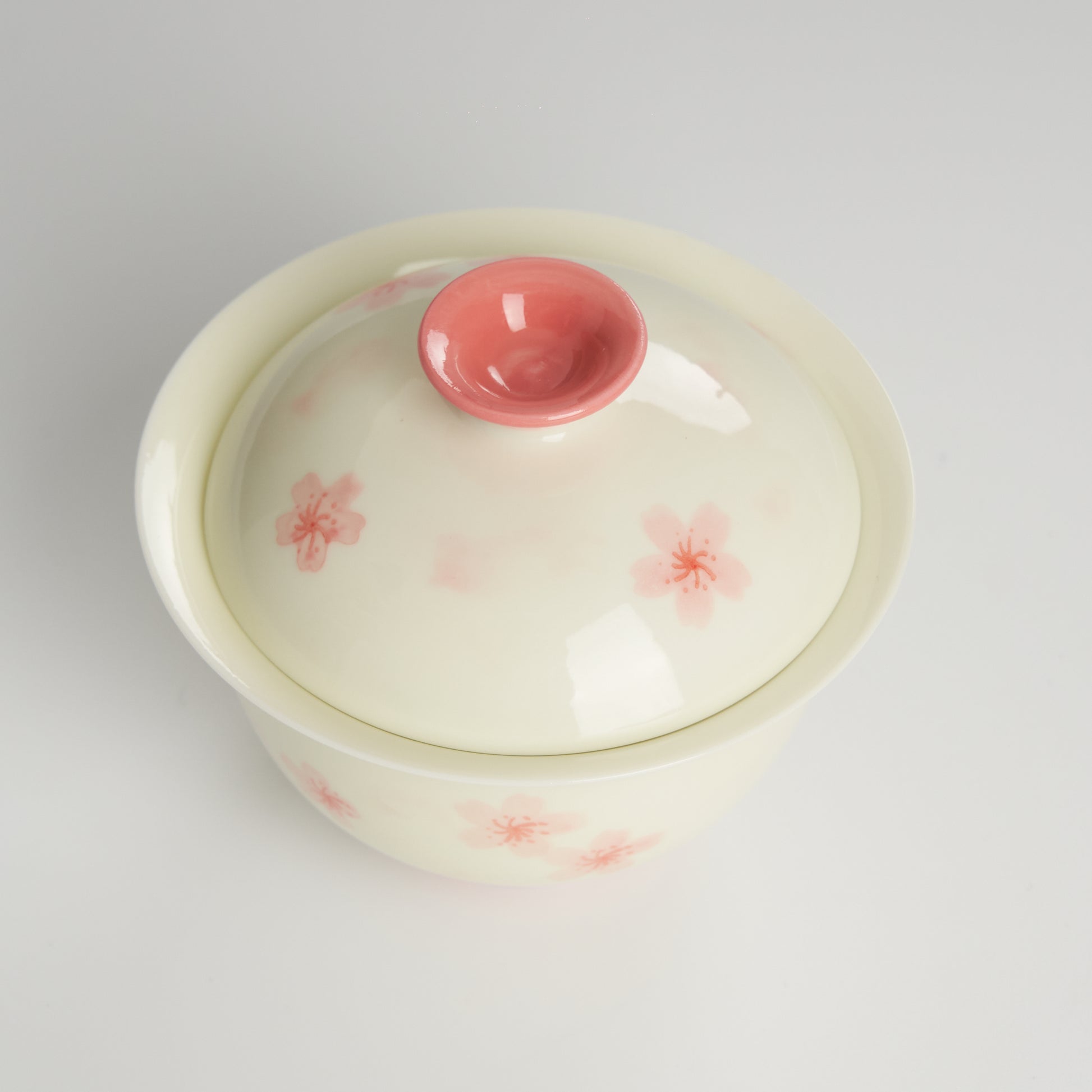 Top view sakura tea gaiwan