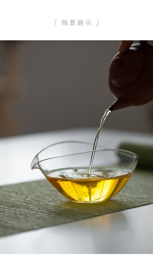 Boat-Shaped Glass Fair Cup — additional tea scene