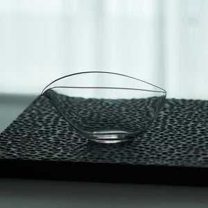 Boat-Shaped Glass Fair Cup — clear scene