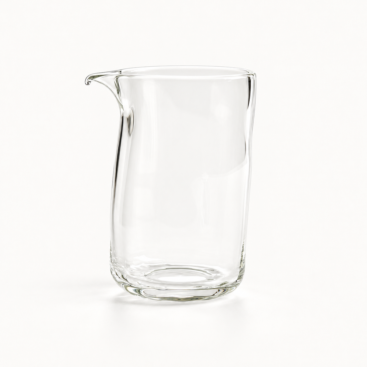 Yuebai Glass Fair Cup — front view