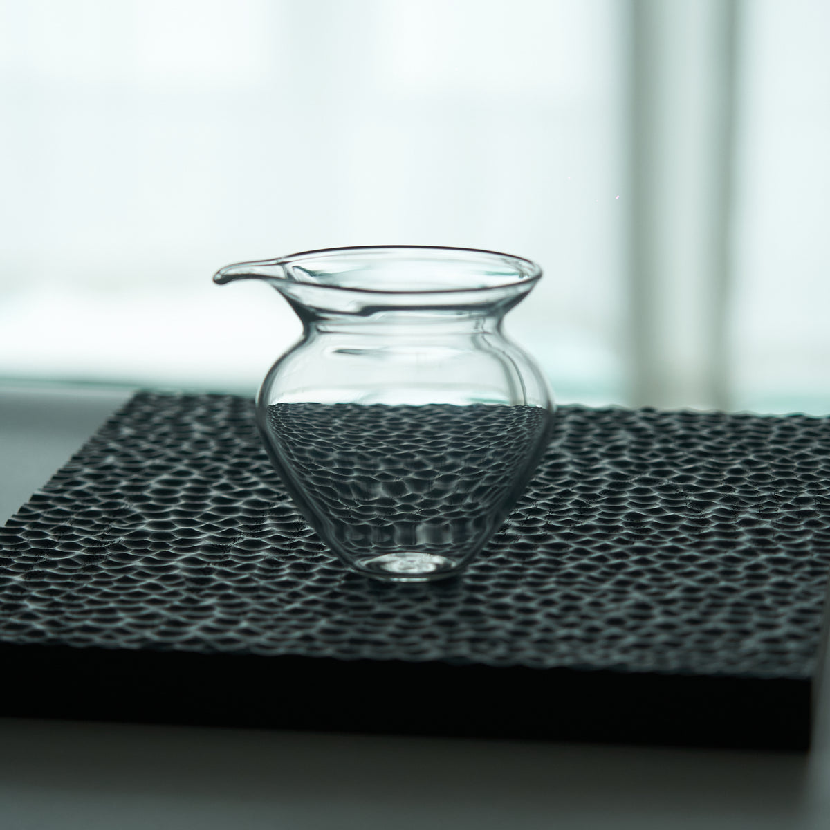 Pouch-Shaped Glass Fair Cup — view 2