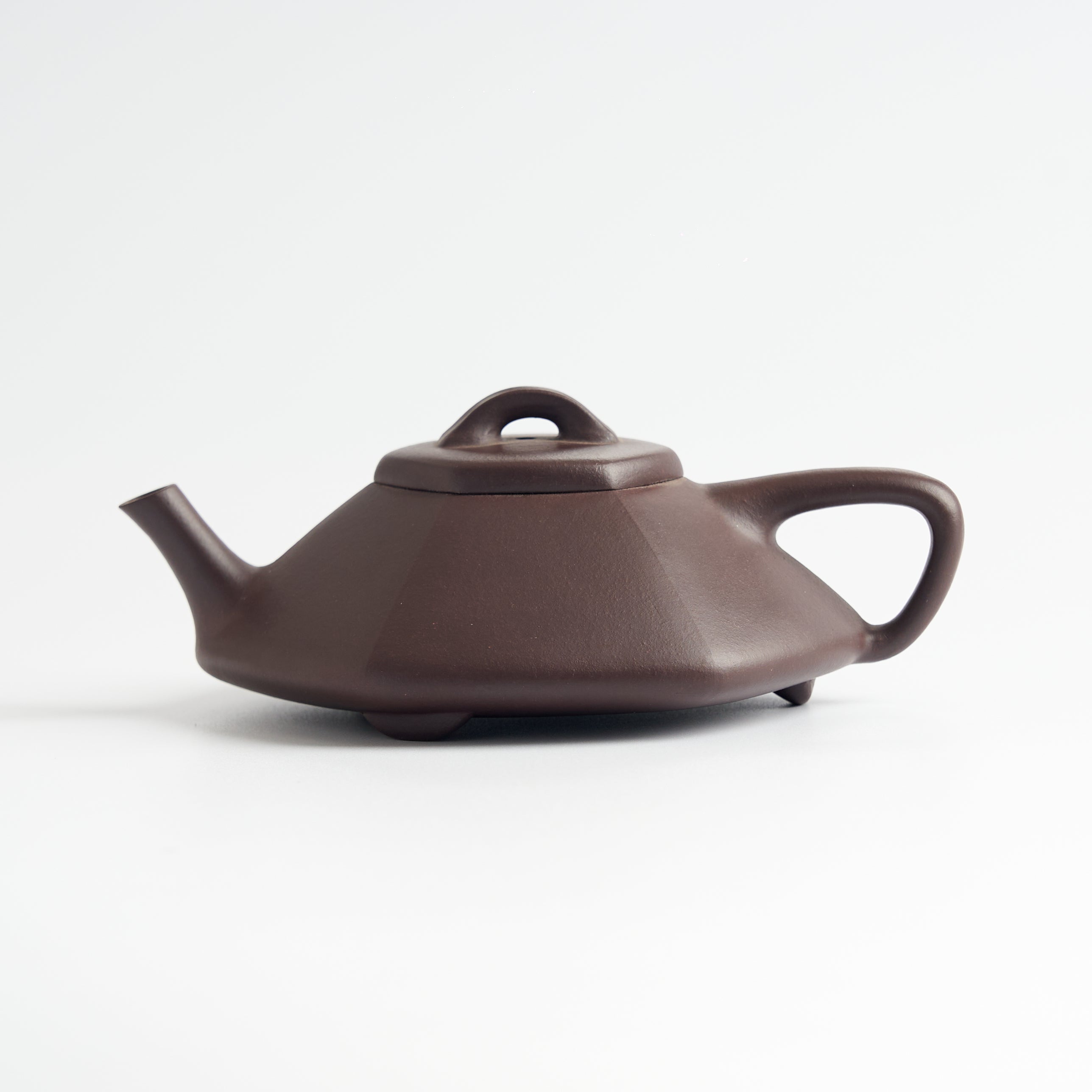 Bafang Shi Piao Teapot – front view