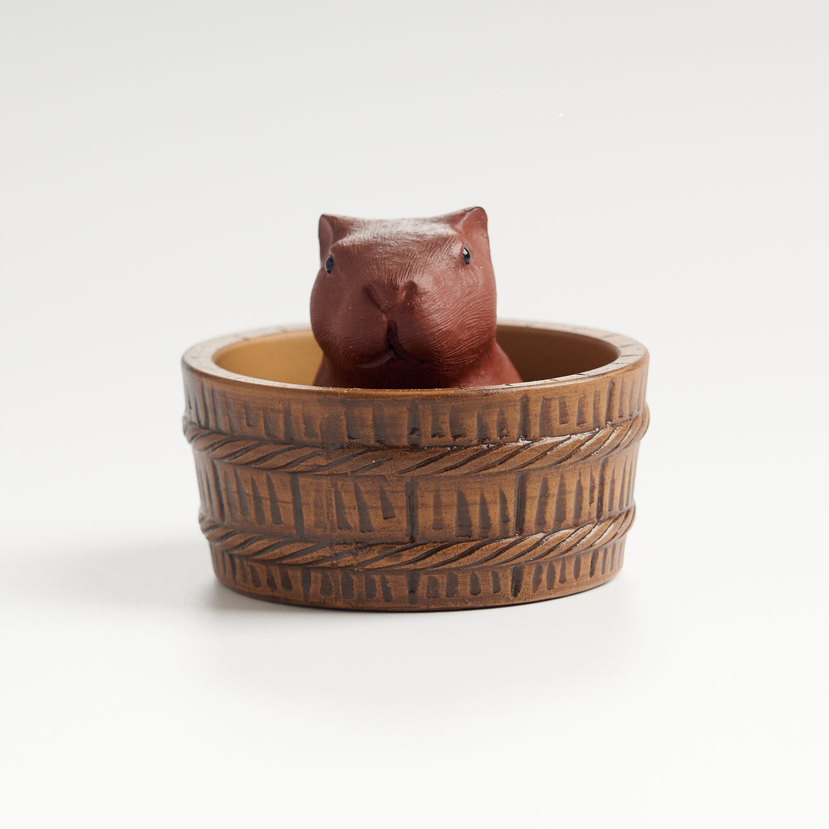 Handmade capybara water-tray tea pet set, front eye-level view