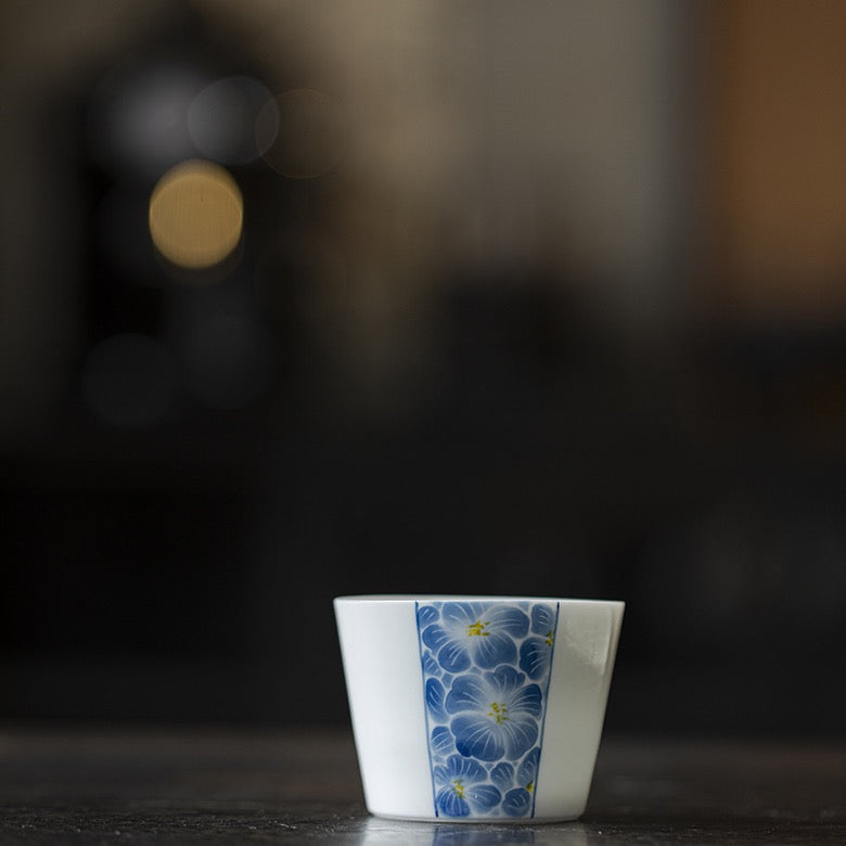 Blue-and-White Hand-Painted Floral Heart Master Cup lifestyle view