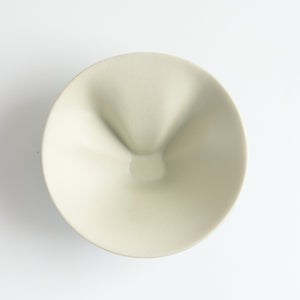 Hand-Painted Stretching Cat Gaiwan — top detail