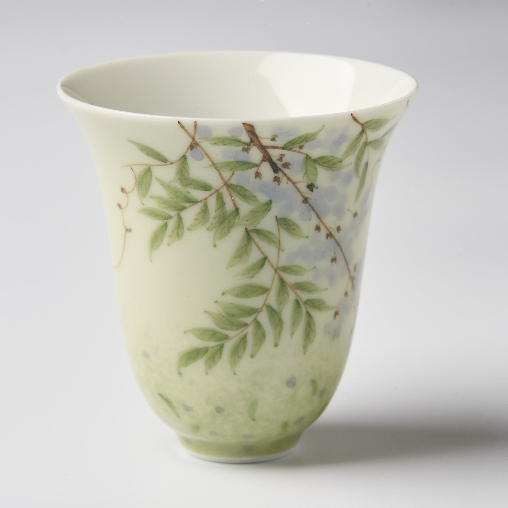 Hand - painted Wisteria Host‘s Tea Cup - Summit Breeze Tea