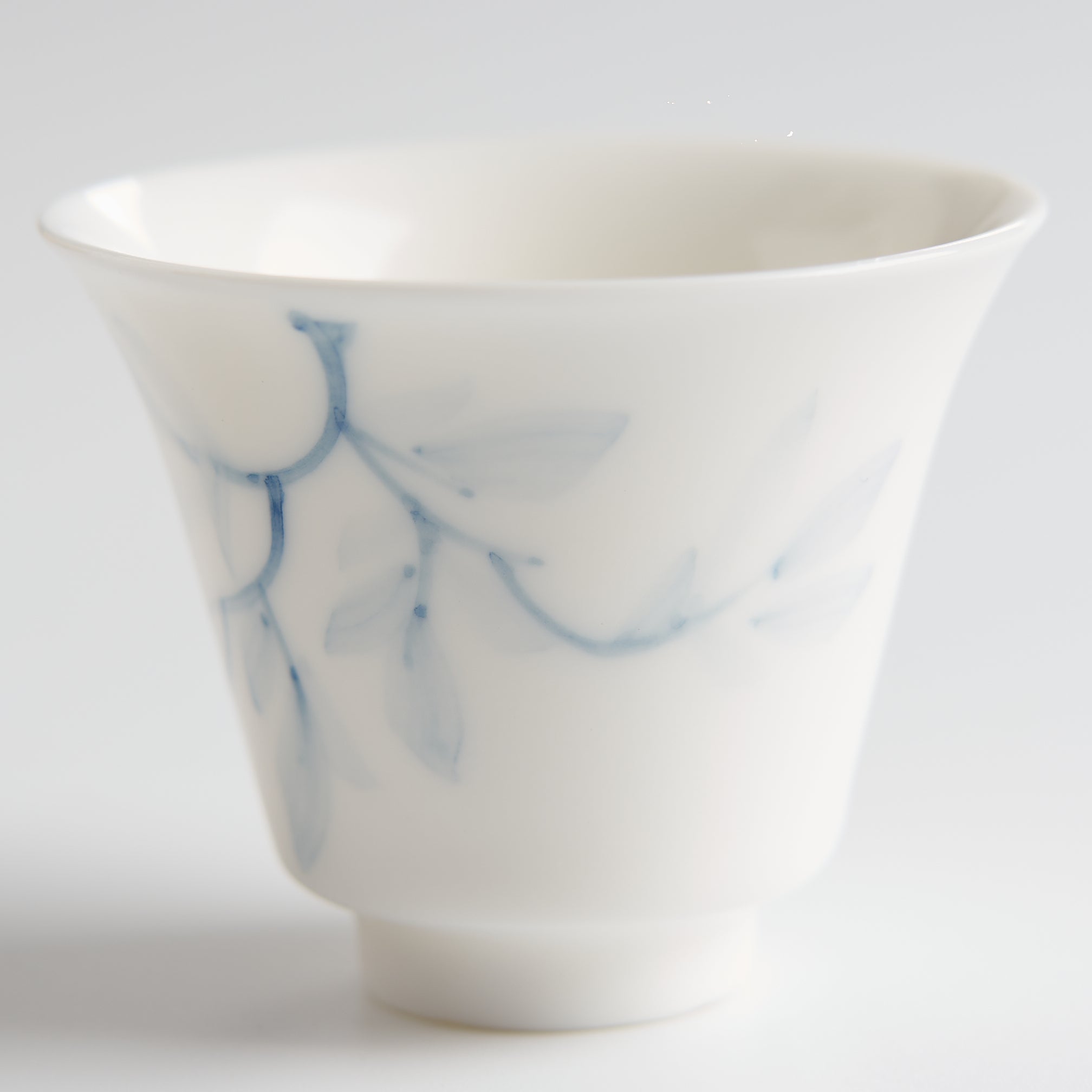 Blue-and-White Porcelain Hand-Painted Magnolia Tasting Cup — painted detail