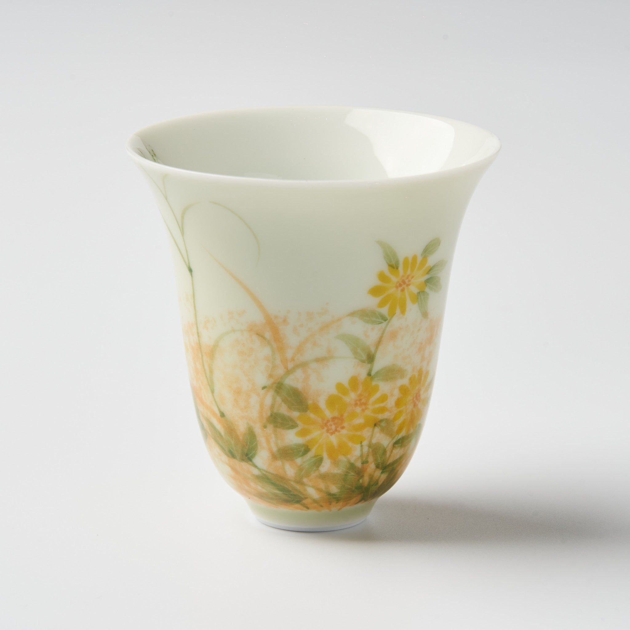 Wild Chrysanthemum Host's Tea Cup - Summit Breeze Tea